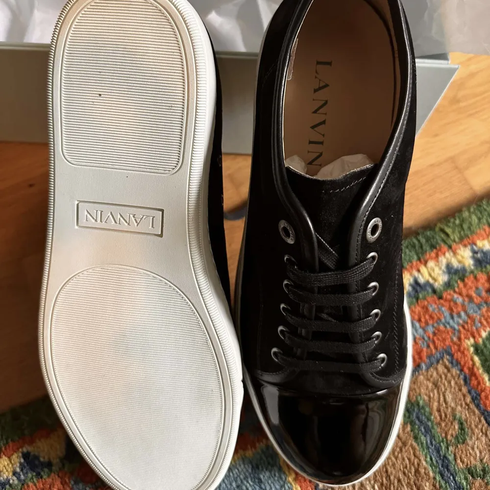 Helt nya skor från Lanvin, i storlek 43/9. Skor.