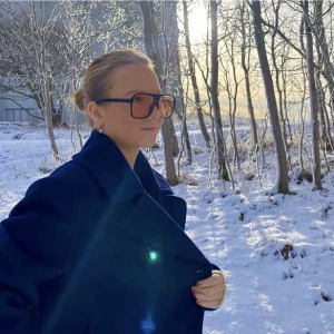 Solglasögon  - Coola solglasögon i orange/gult glas😇