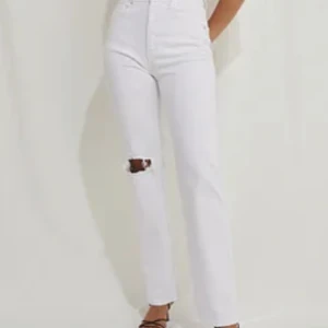 Moa Matsson # vita byxor  - Helt nya med prislapp på storlek 36