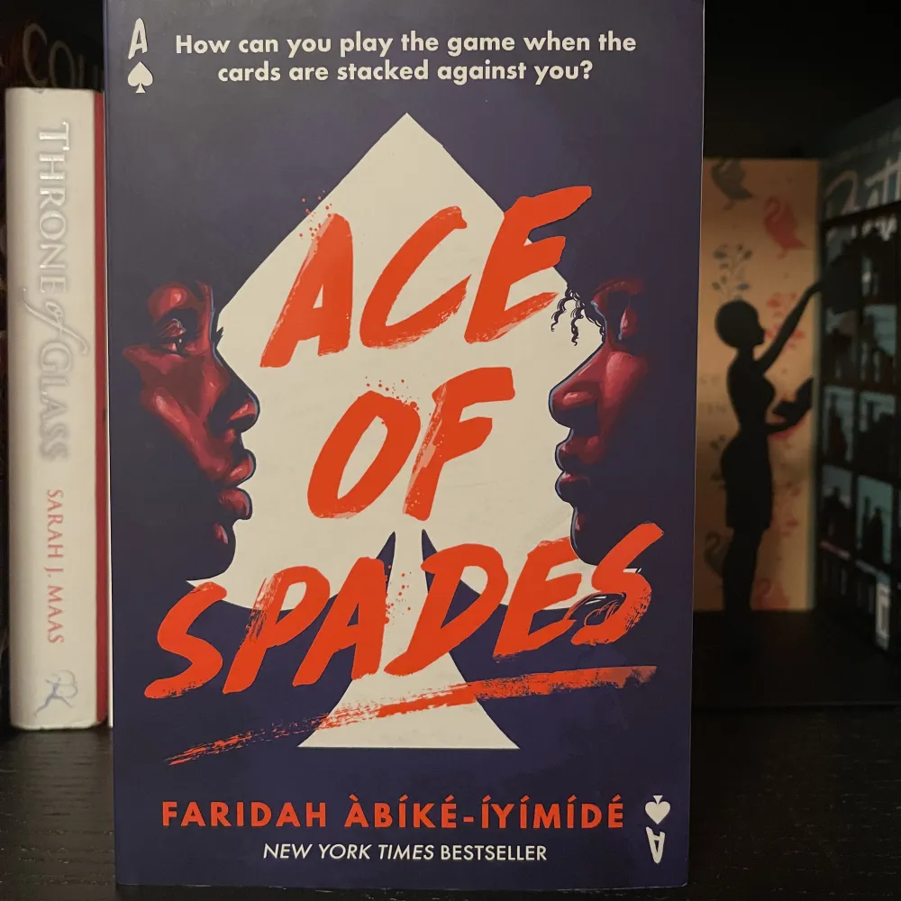 Ace of spades av Faridah Àbíké-íyímídé. På engelska. Oläst och i bra skick med obruten rygg.. Övrigt.