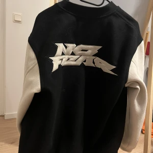 Bomberjacka  - Fin detalj, perfekt form