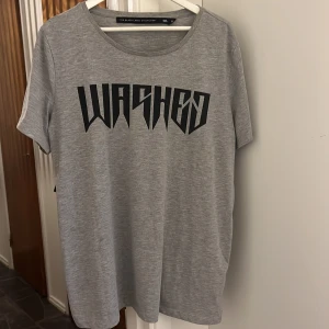 Oversized T-Shirt - Oversized T-Shirt från Lager157 i storlek M. Jättemjuk och skön på. Använd men i väldigt gott skick!