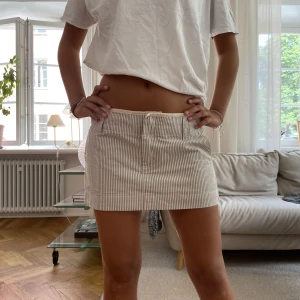 Superfin randig kjol🫶🏻 - Najss kjol, storlek S😍🙌🏻