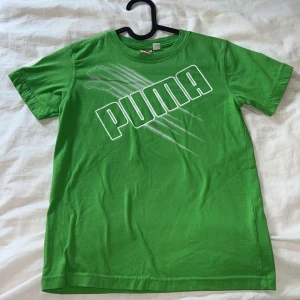 Puma T-shirt - Storlek 7y men passar XXS - XS