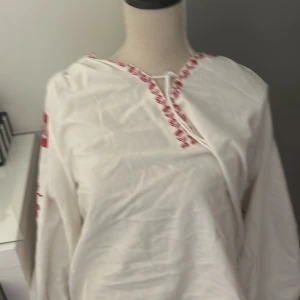 Tröja - Från HM L.O.G.G Jätte fint sick 