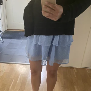 Kjol - En blå volangkjol från H&M! 