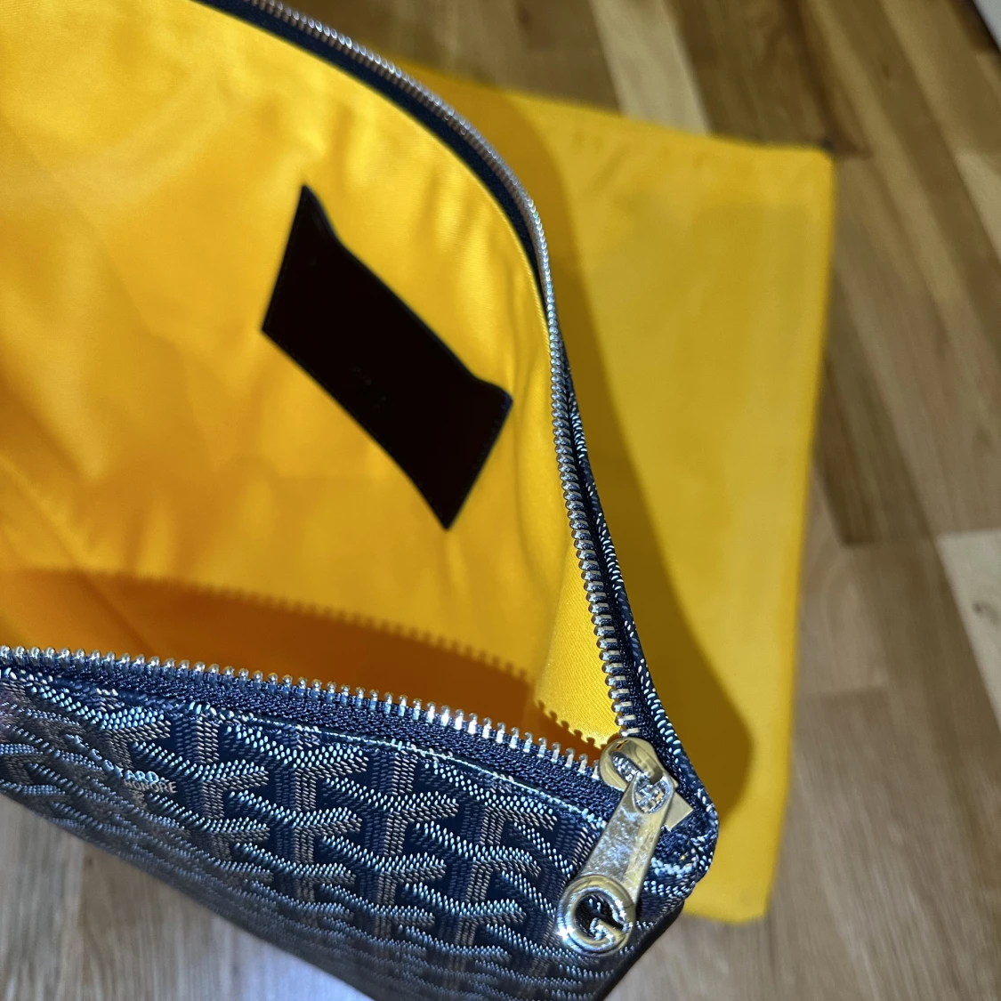 Goyard datorfodral, perfekt inför skolstarten - 90