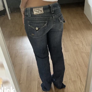 Low wais jeans  - Säljer ett par super fina Low waist jeans💕kontakta vid intresse 