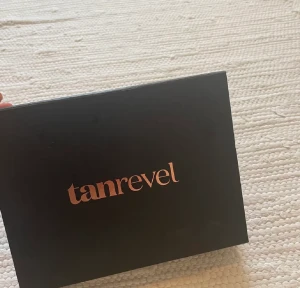 Tanrevel - Säljer min tanrevel då den aldrig används. Använd ca 10 gånger. Allt fungerar men kommer aldrig till användning. 