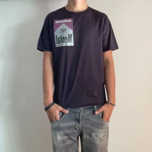 Limtato t-shirt  - Limtato t-shirt - storlek L - varan är i jätte bra skick, inga flaws - tags och box ingår - modellen är 188cm och 84kg - vid frågor eller funderingar är det bara att skriva!