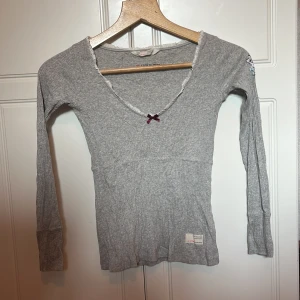 Odd Molly tröja - Grå tröja från Odd Molly i gott skick