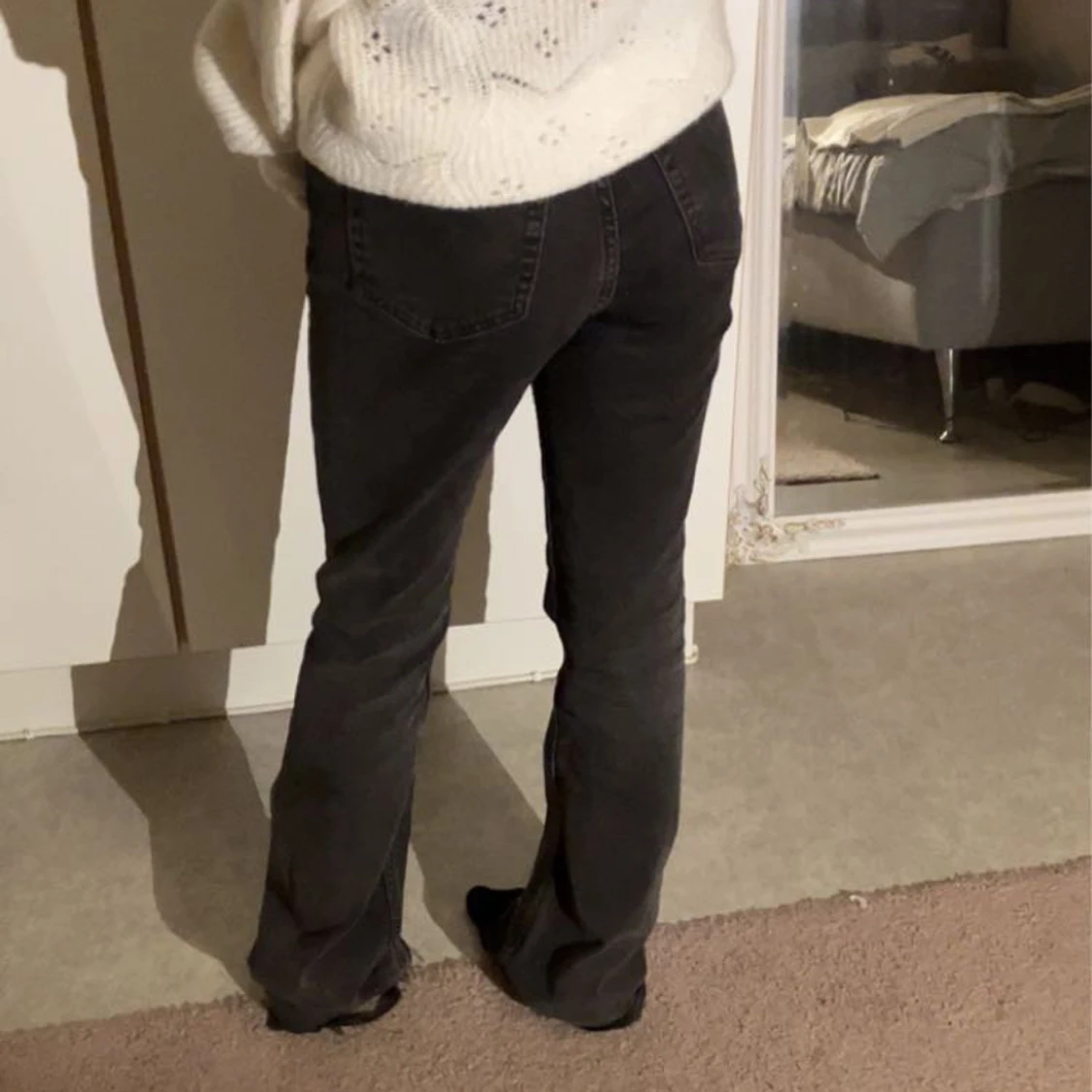 Mörkgråa jeans  - 90