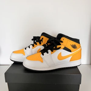 Air jordan - Säljer dessa pågrund av inte min stil längre. Använda endast 1 gång! 