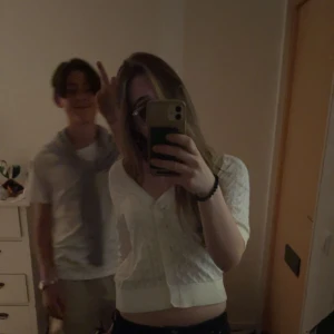 Vit kofta  - Använd få gånger, jätte fin