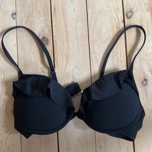 Bikiniöverdel - Bikiniöverdel från Kappahl, storlek 75C. Aldrig använd. 