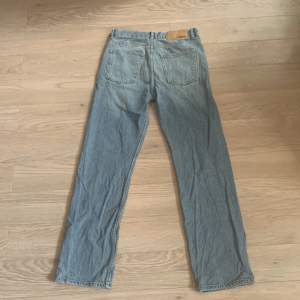 Ripped Junkyard jeans, använda bara ett fåtal gånger så i princip nya Nypris 600kr Storlek 29x32