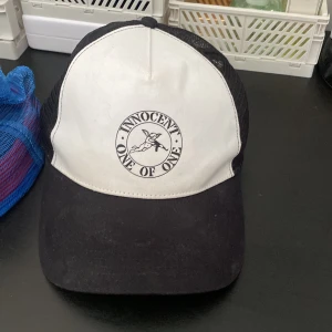 Keps - Keps från one of one