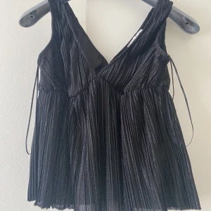 Fest topp - Super snygg, från pull & bear. 