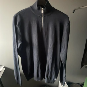Half zip tröja  - Bra skick.