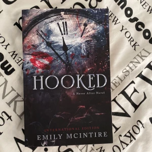 Hooked - Jätte bra dark romance bok🥀