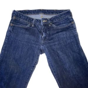 Lågmidjade jeans  - Super fina bootcut jeans storlek 34-36