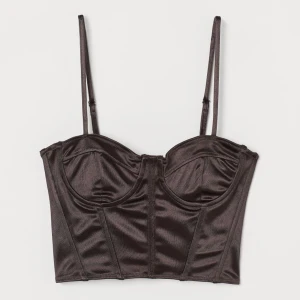 Korsett-topp - Korsett-topp från H&M som inte längre går att köpa! Använd köp nu <3