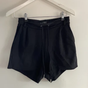Mjukis shorts  - Köpta på new yorker, använda ca 2 gnr men så gott som nya 