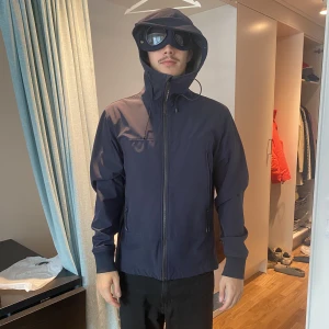 Cp Company jacka - Jacka storlek M. Knappt använd