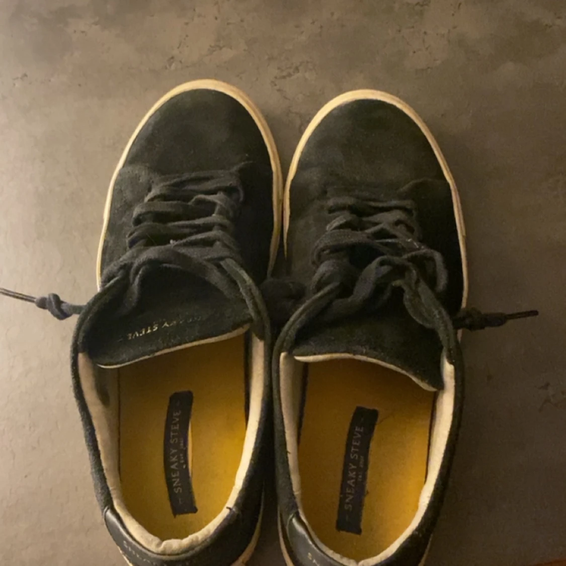 Sneaky steve skor - 90