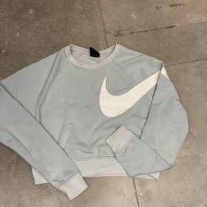Nike sweatshirt  - Ljusblå sweatshirt nike