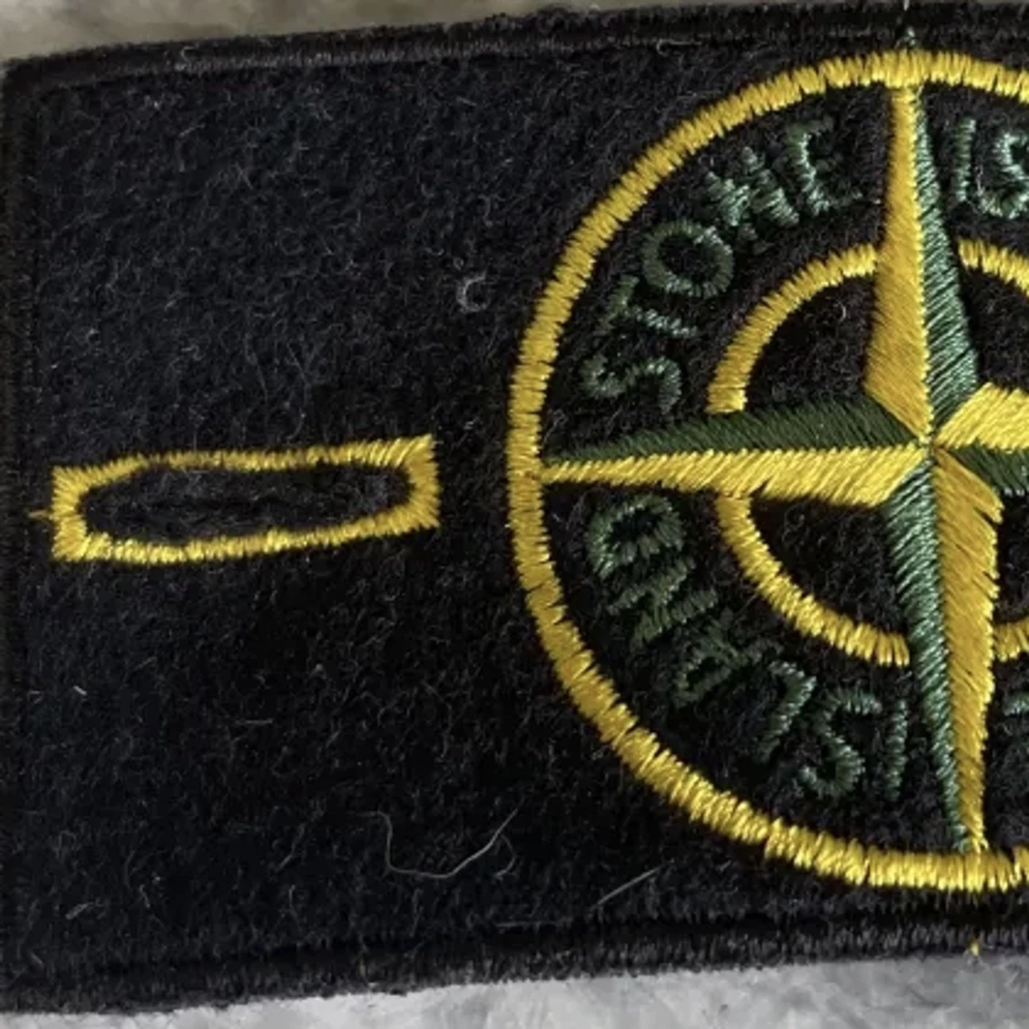 Stone island tag