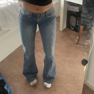 Jeans  - Superfina byxor från brandy Melville ❤️innerbenslängd 81 cm, midjemått tvärt över 40 cm