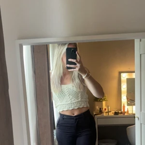 Stickad topp  - Stickad topp från zara i storlek S💕