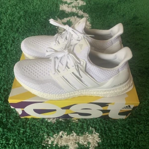 Adidas ultra boost 2.0 triple white - Size US 10 = EU 44 (fits EU 43-44). Condition brand new with tags. All original. Please send a message before buying.