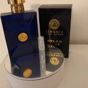 Versace Dylan blue 2ml - 100% äkta parfymer, skriv vid funderingar!