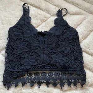 Spetts linne - Säljer detta jättefina linne som jag köpte utomlands för nått år sen💕 