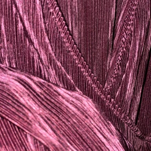 Skimmrig topp - Skimmrig topp med fin uringning   Väl använd men i bra skick