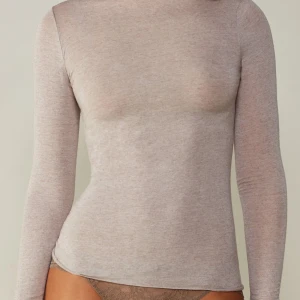 Intimissimi tröja  - Super fin intimissimi tröja storlek S inga hål eller skador knappt använd💞250kr