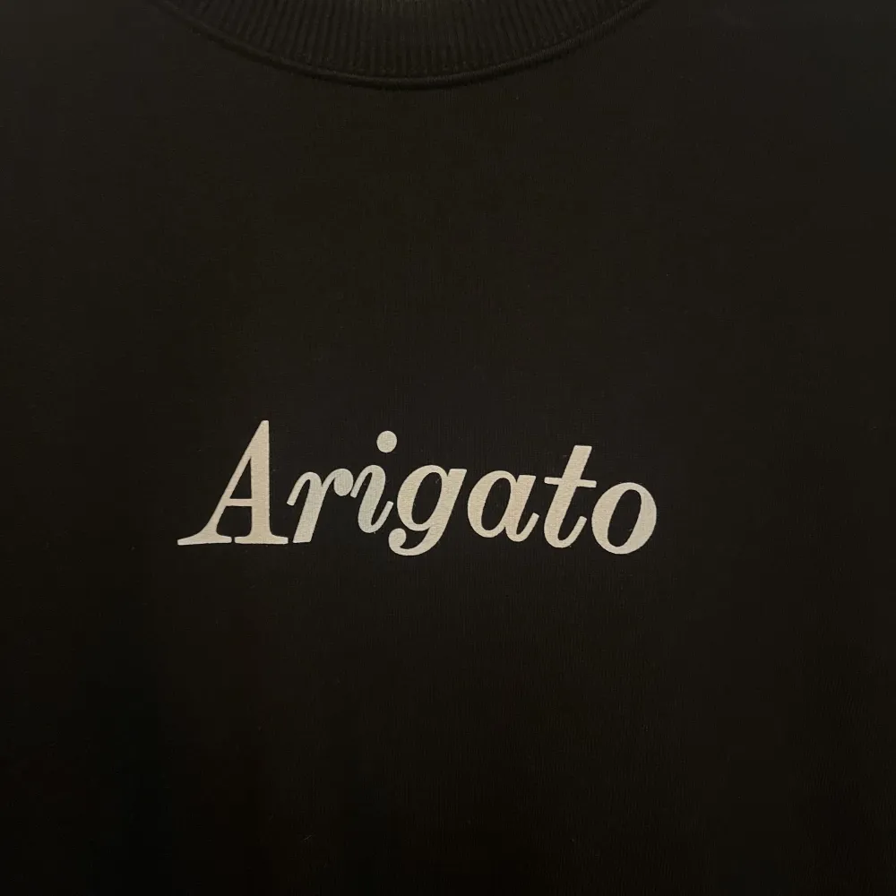 Arigato tröja storlek m i nyskick använd nån få gång . Hoodies.