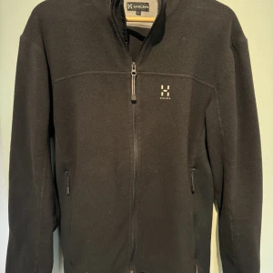 Haglöfs flercetröja - Tunn, varm och skön flerce