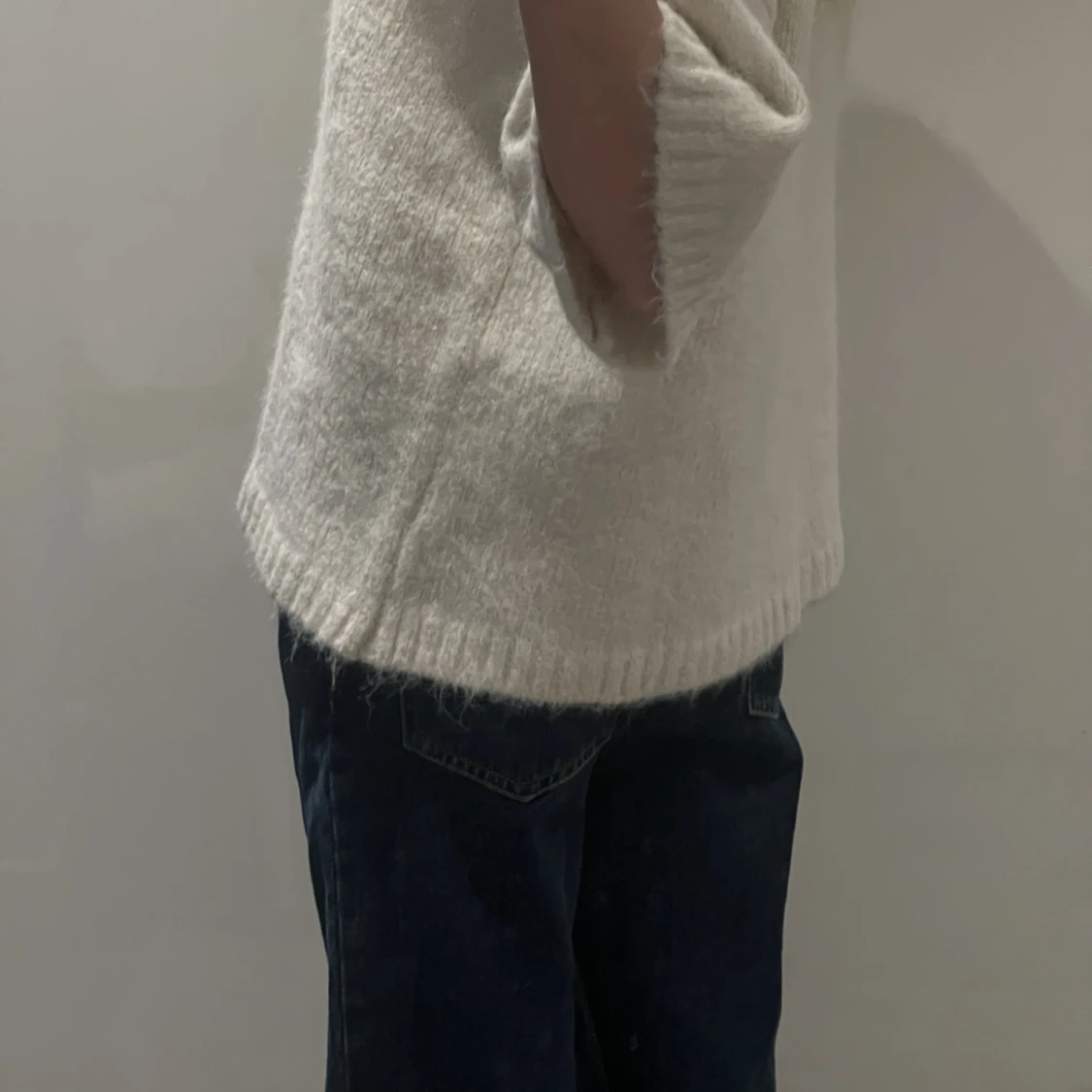 Vit stickad tröja - 90
