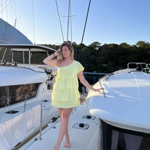 Zara klänning - Säljer denna klänning från Zara i storlek M. Köparen står för frakten!