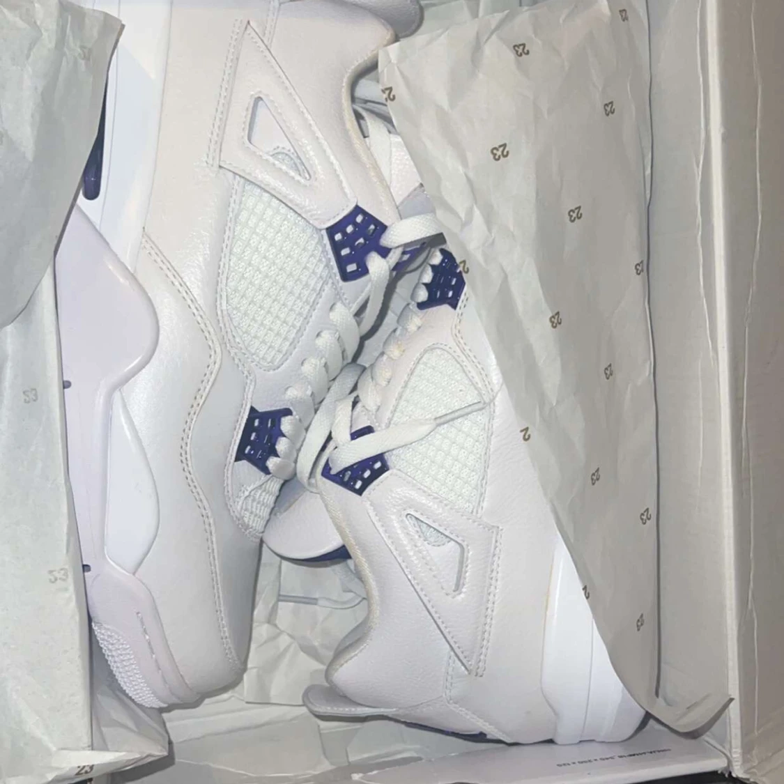 Jordan 4 Metallic Purple