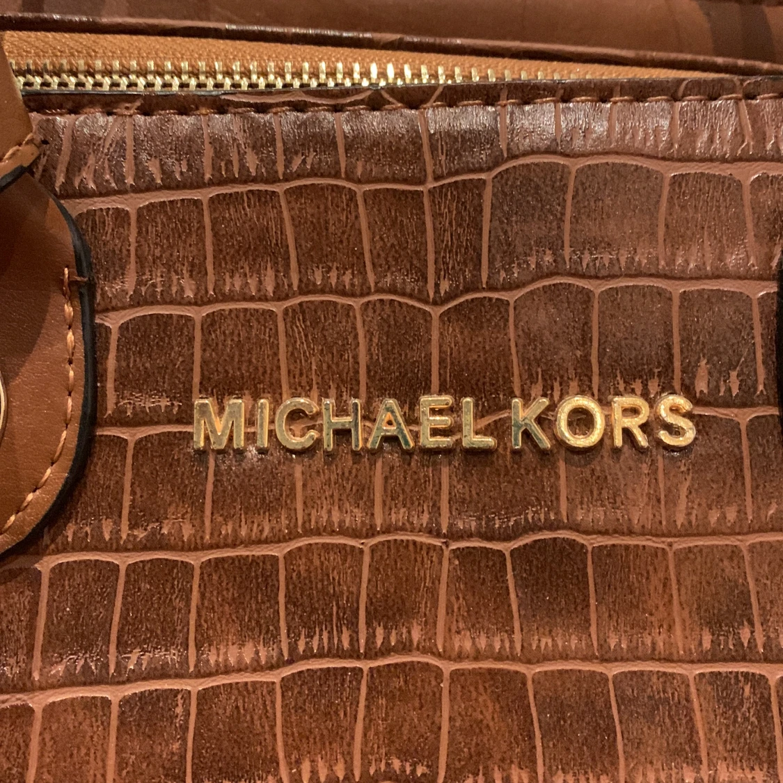 MICHEL KORS VÄSKA - 90