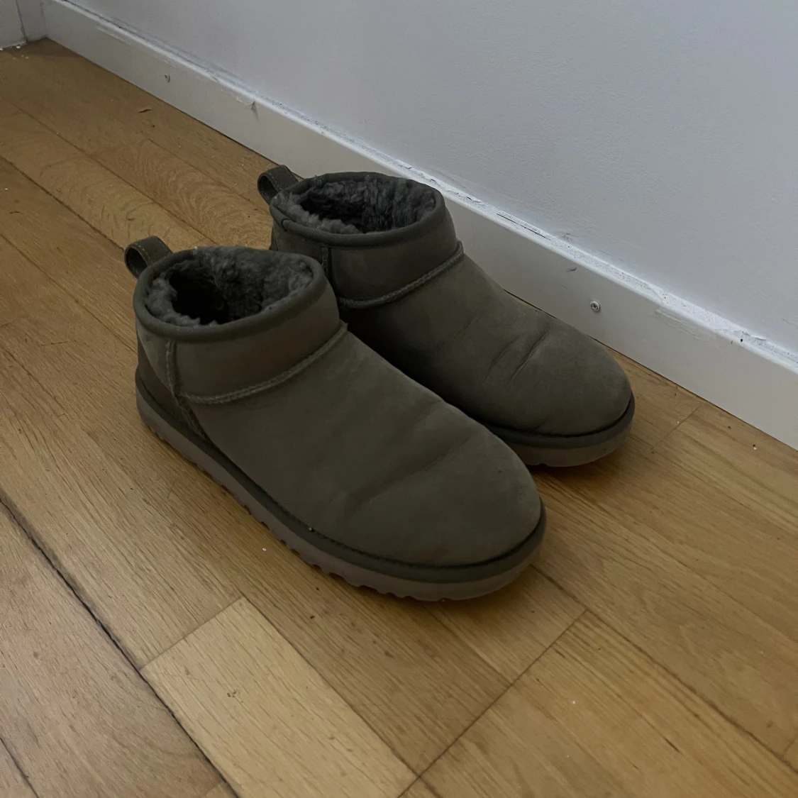 Ljusgröna ugg ultra mini - 90