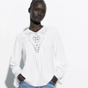 Zara tröja  - Helt ny aldrig använd 💓priset ligger på 400kr