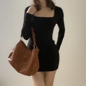 Klänning - Superfin klänning. Sitter som en S.