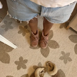 Inuikii  - Säljer mina fina inuikiis perfekt nu till vintern! 