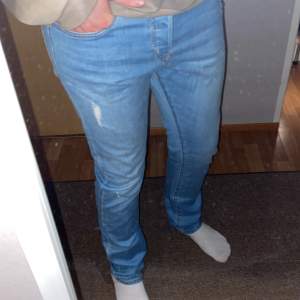 HM jeans i fint skick. Storlek W33 L34 