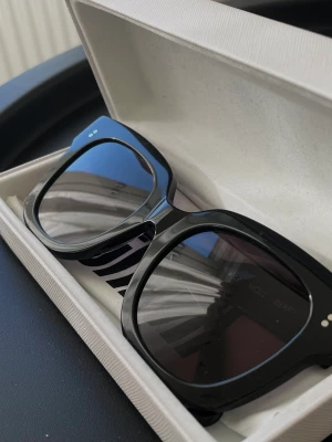 Chimi - Säljer mina chimis i #008 i färgen Berry pga att de inte används längre. I väldigt gott skick.